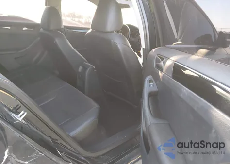 2017 Volkswagen Jetta 1.8T Sel/1.8T Sel Premium z USA, uszkodzony, nr VIN 3VWL17AJ1HM262755